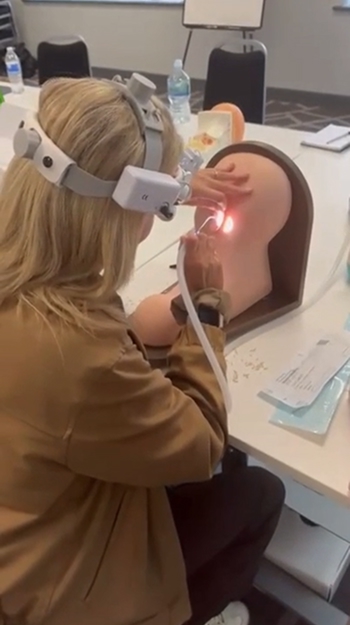 Hands on Microsuction Practice